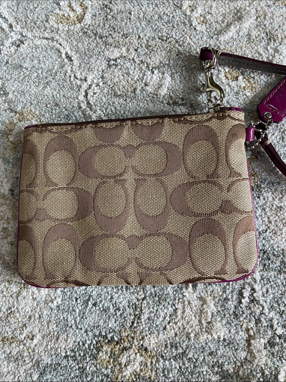 Coach (2012-13) Signature Wristlet in Khaki and Passion Berry (F49174)